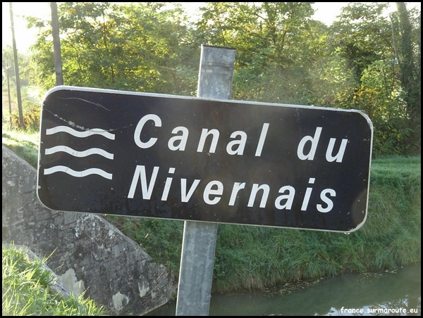 Canal du Nivernais 58 (2).JPG